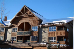Marketplace Lodge by ResortQuest Whistler